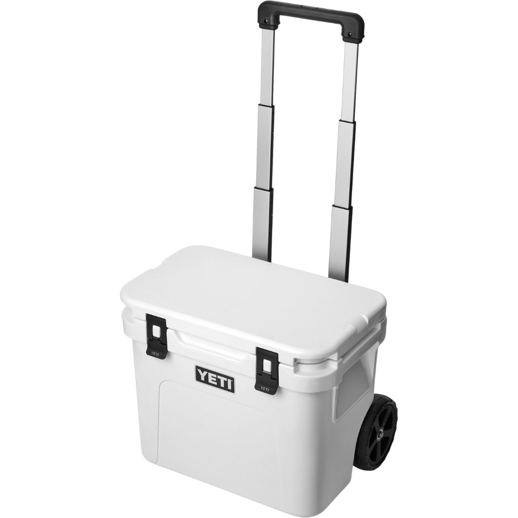 2026 YETI Roadie 32 Wheeled Cool Box 70000002247 - White